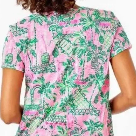 New with Tags Lilly Pulitzer Etta V-neck top size medium - Picture 3 of 5